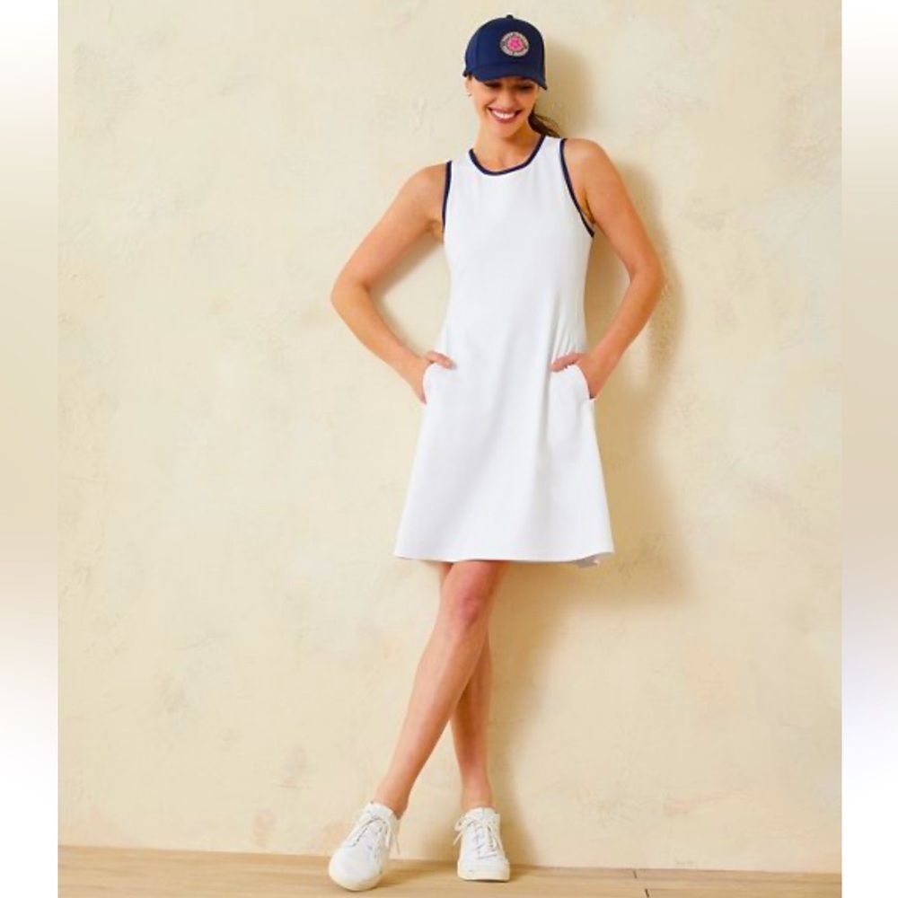 NWT TOMMY BAHAMA ISLAND ZONE SUN SHELTER MOISTURE WICKING ATHLETIC DRESS SIZE S